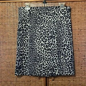 Michael Kors NWOT knit skirt black leopard print w/grey and white size Medium